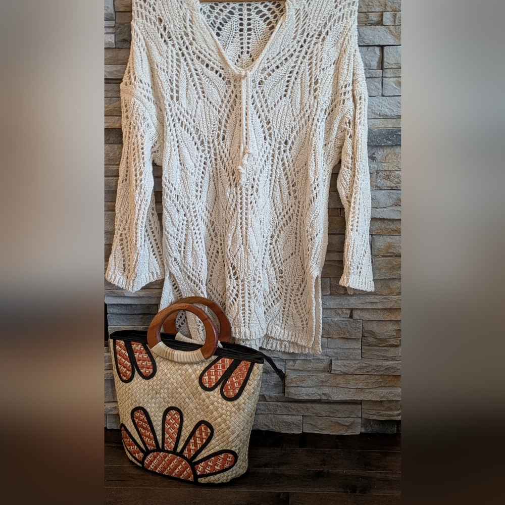 Woven Straw Tote Bag with Wooden Handles - Cream & Rust - Picture 2 of 4